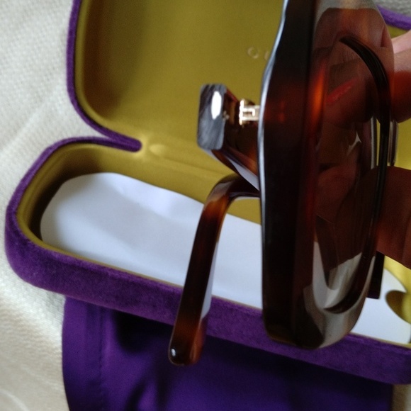 New GUCCI women’s  oversized square sunnies sunglasses - Picture 12 of 14